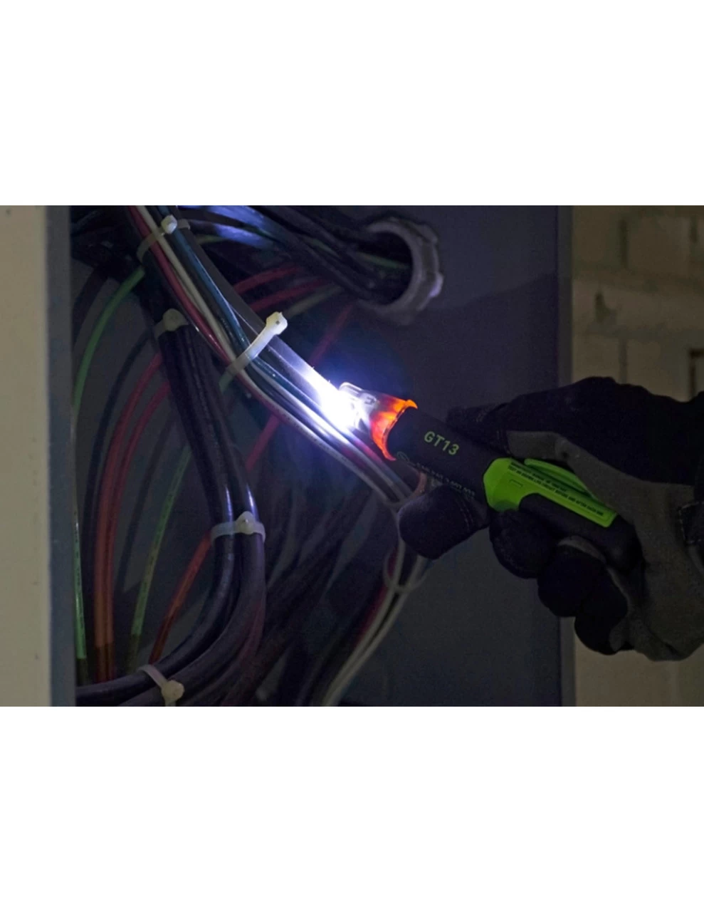 Greenlee GT-13 Non-Contact Voltage Detector - Image 3